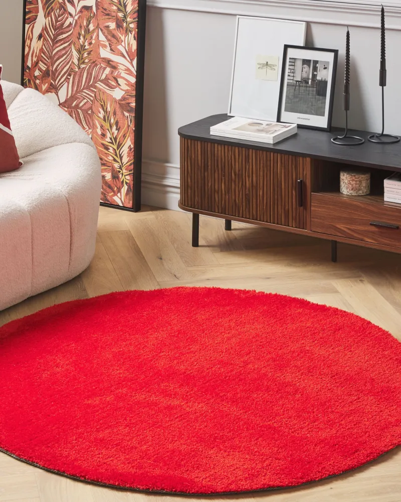 Tappeto shaggy rosso tondo ⌀ 140 cm DEMRE