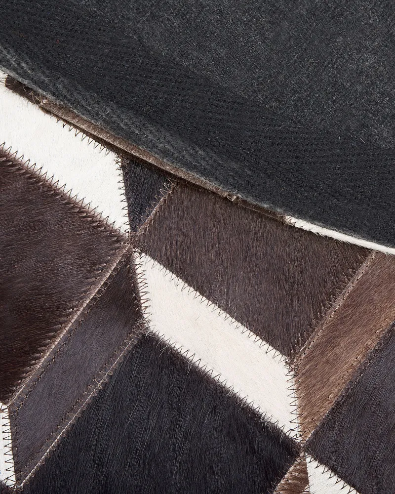 Tappeto vera pelle marrone nero e bianco ⌀ 140 cm ALPKOY