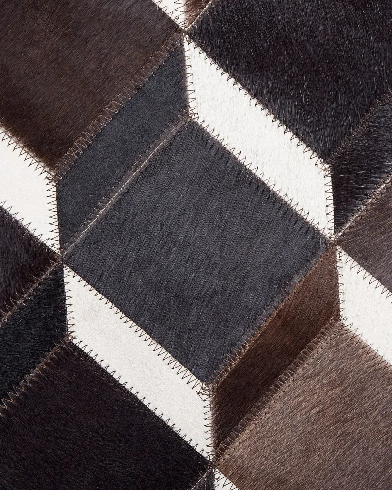 Tappeto vera pelle marrone nero e bianco ⌀ 140 cm ALPKOY