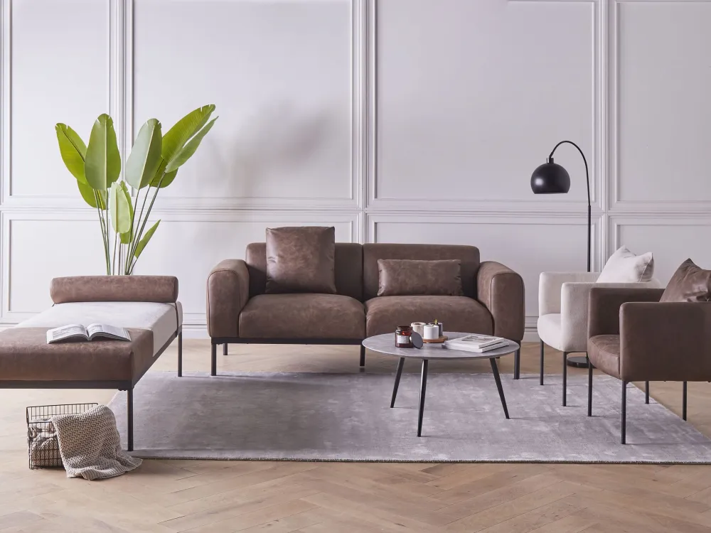 Chaise longue lino sintetico ed ecopelle camoscio e marrone scuro MALMOS