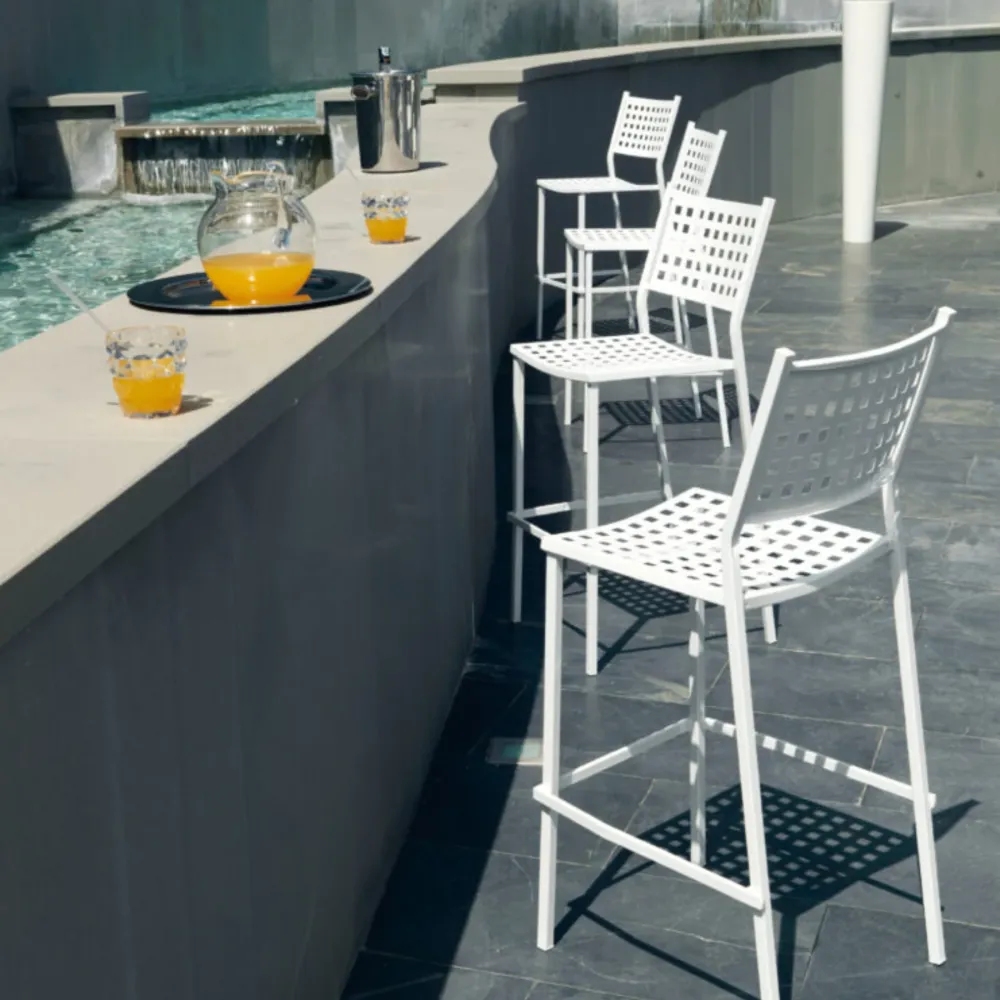 Sgabello metallo recente impilabile da giardino "Alice" cm 44x51 107h