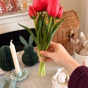 Mazzo di TULIPANI ROSSI 33cm