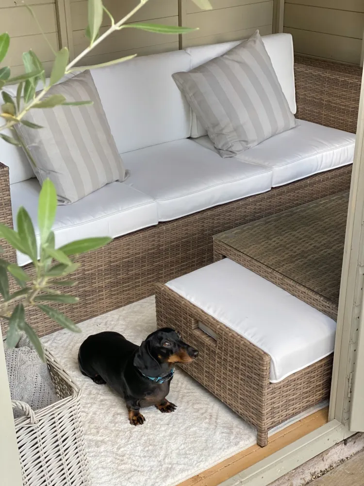 Lounge Set BELLUNO PE Rattan White 5 Seater con Cuscini Inclusi