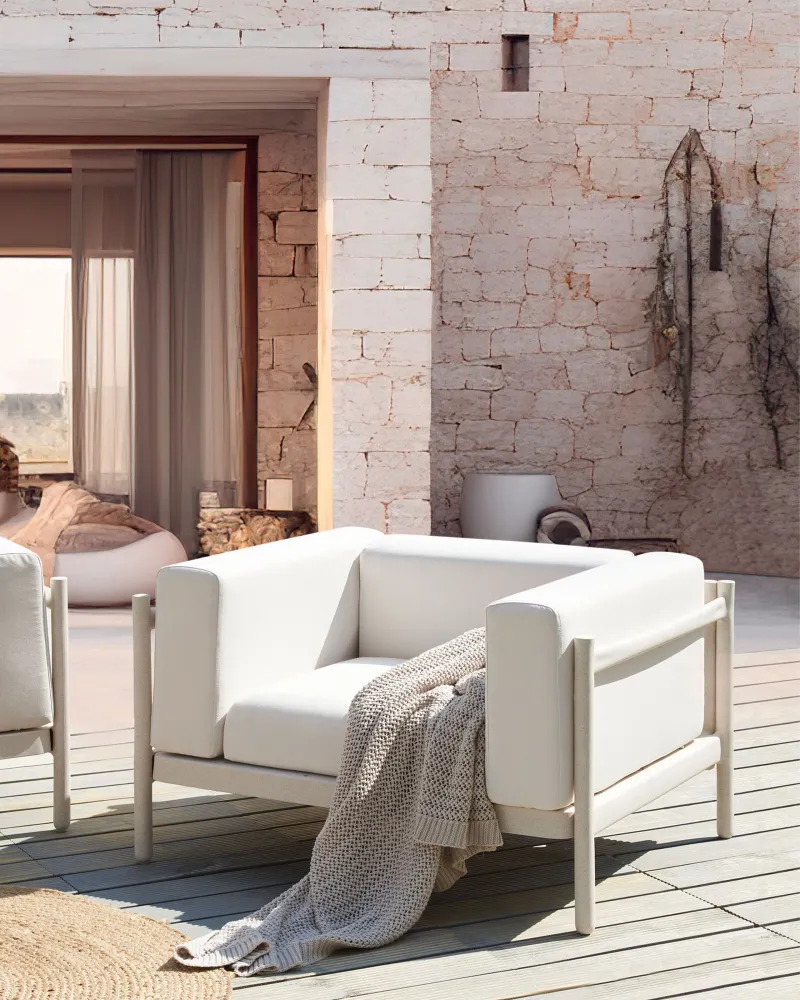 Set 2 Garden Armchairs FERRETTI Light Crema