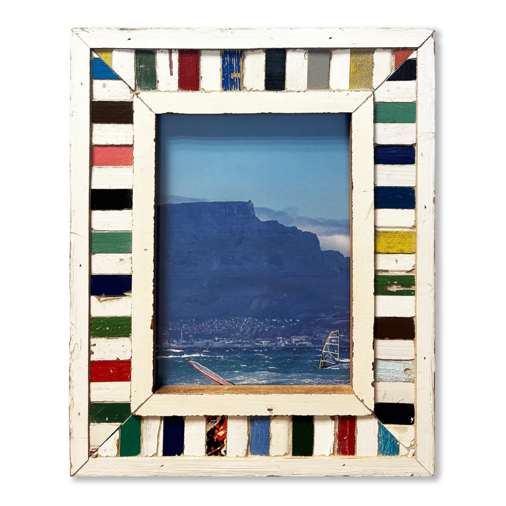 Cornice 34x43 legno recuperato mosaico