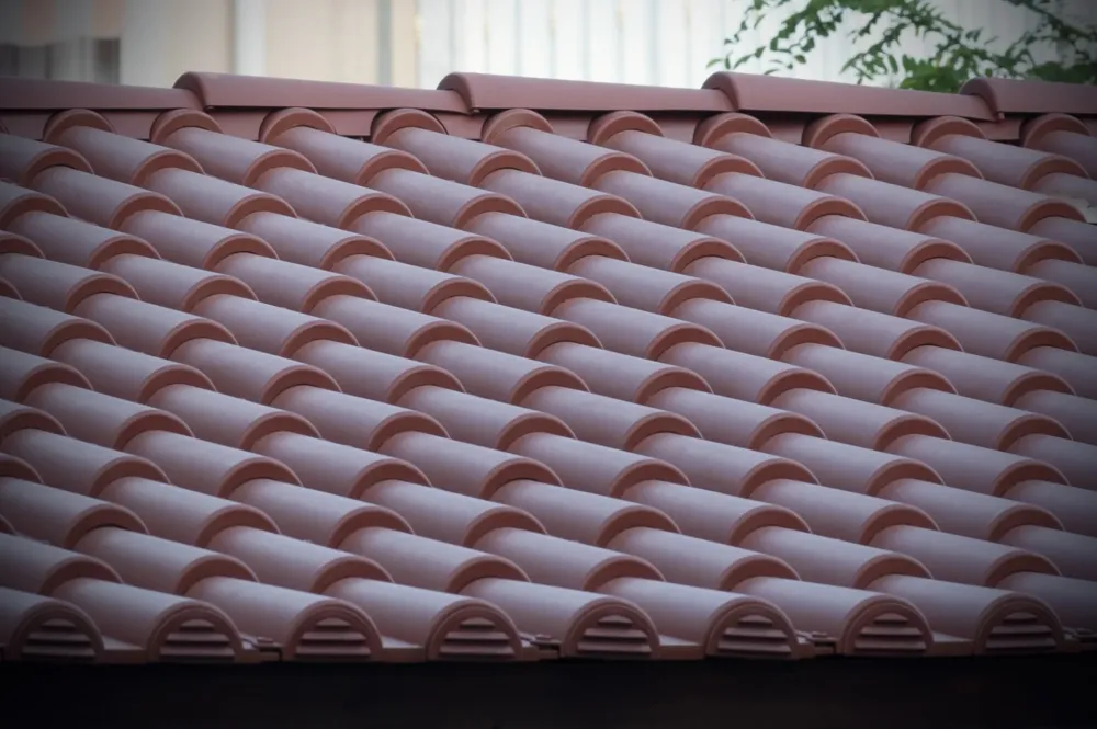 Frontale colmo tondo tegola plastica color terracotta confezione 2 pz