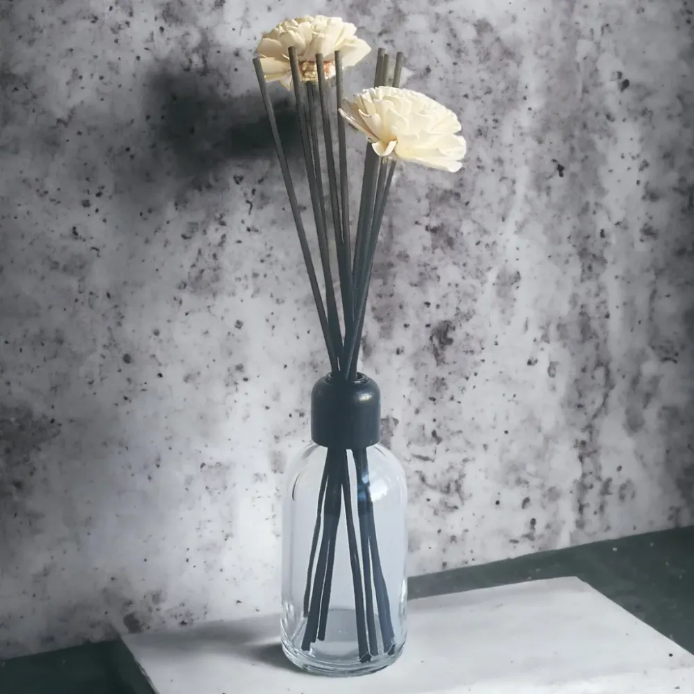 FIORE DI GAROFANO CON RATTAN Eco Candle Project