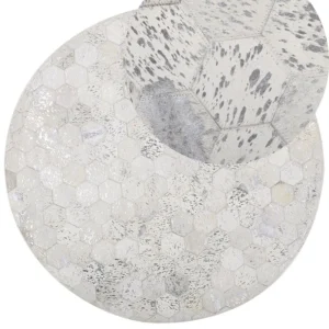 Tappeto rotondo pelle di vacchetta color argento ⌀ 140 cm BOZKOY Montata su Telaio
