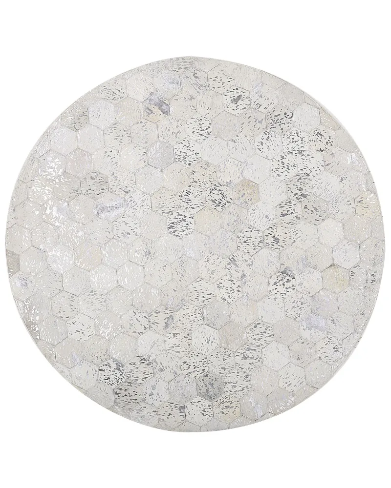 Tappeto rotondo pelle di vacchetta color argento ⌀ 140 cm BOZKOY Montata su Telaio