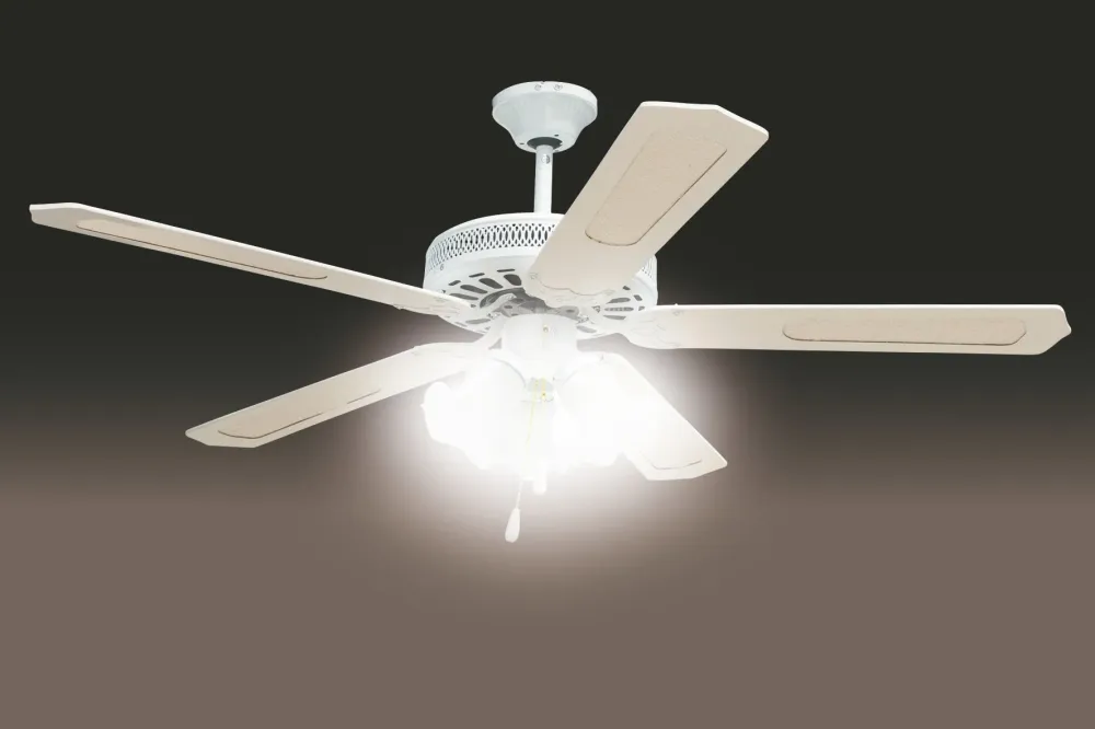 Ventilatore da Soffitto con 5 Pale e Lampada Ø130cm 3 Velocità Kooper Windy